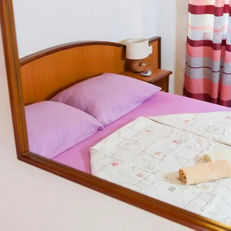 別荘 Sweet Shelter With Jacuzzi *